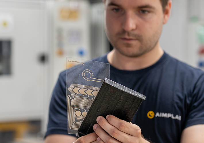 foto AIMPLAS desarrolla un laboratorio de componentes ligeros para vehículos con sensores integrados para impulsar la seguridad y la sostenibilidad del transporte.